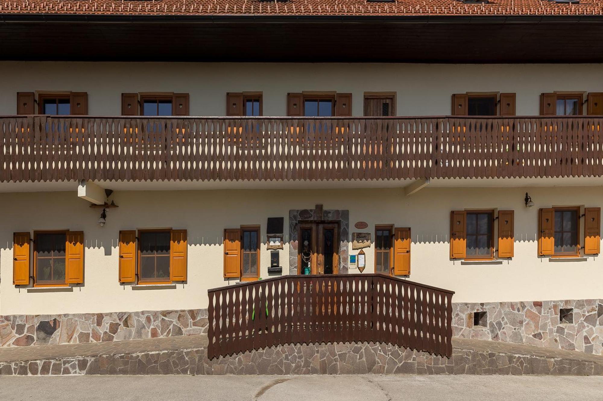 Apartmán Pr' Koncovc Kranj Exteriér fotografie